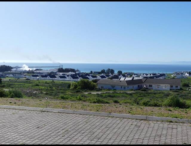 LAND FOR SALE IN HARBOUR LIGHTS